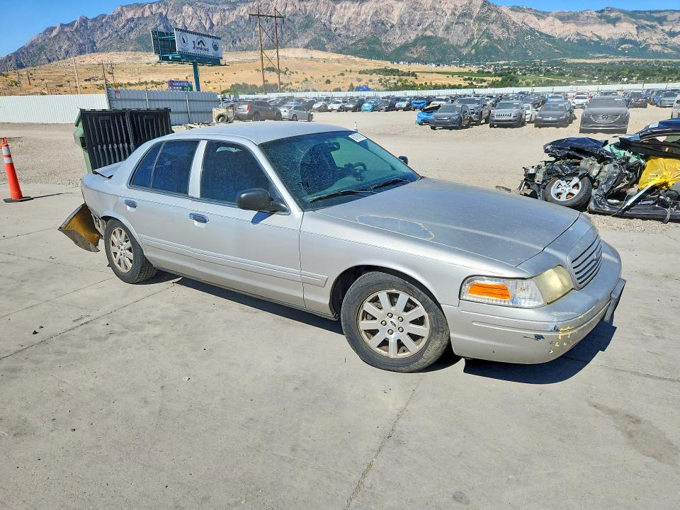2006 Ford Crown Victoria მანქანა იყიდება აუქციონზე, vin: 2FAFP74W26X129158, აუქციონის ნომერი: 60795186