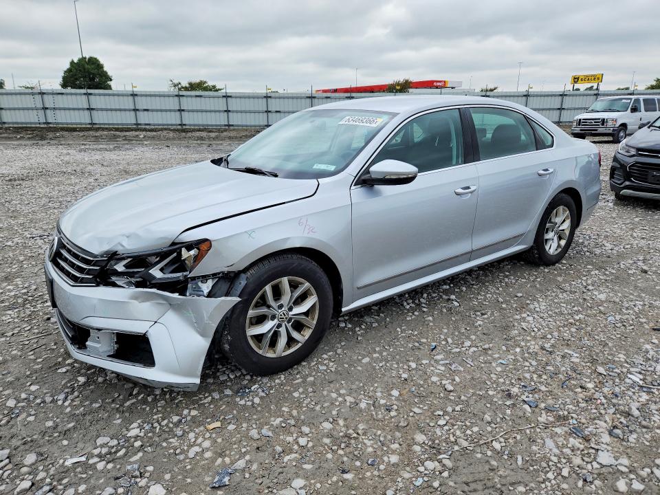 2017 Volkswagen Passat მანქანა იყიდება აუქციონზე, vin: 1VWAT7A32HC085301, აუქციონის ნომერი: 63469366