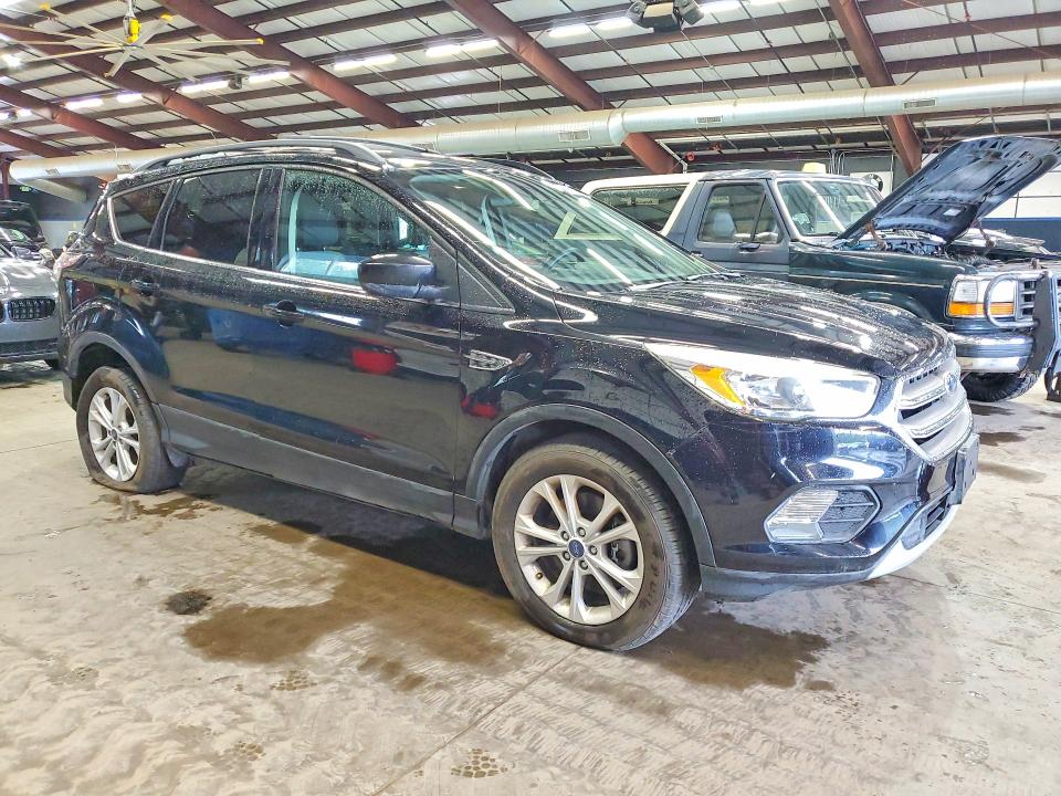 Продажа на аукционе авто 2017 Ford Escape, vin: 1FMCU9G97HUE79107, номер лота: 59601946
