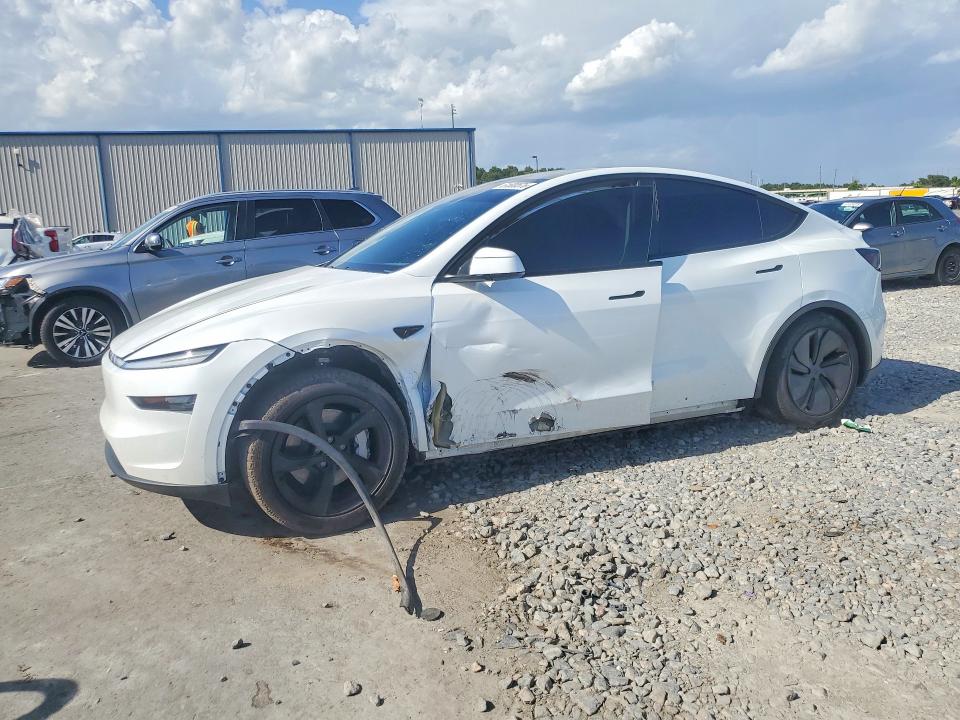61500576 :رقم المزاد ، 7SAYGDEE2TA465766 vin ، 2026 Tesla Model Y مزاد بيع