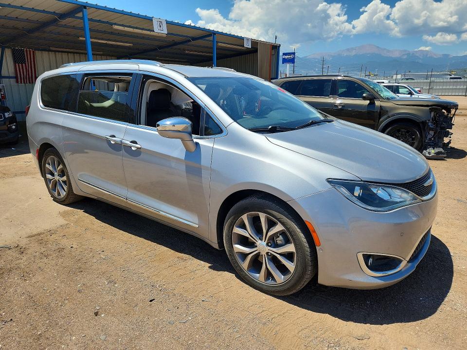 Aukcja sprzedaży 2018 Chrysler Pacifica, vin: 2C4RC1GG2JR150142, numer aukcji: 60700896