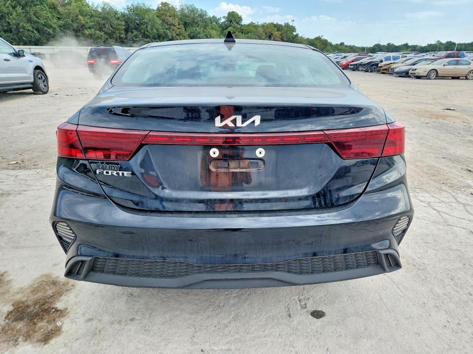2024 Kia Forte მანქანა იყიდება აუქციონზე, vin: 3KPF24AD3RE813561, აუქციონის ნომერი: 63254786