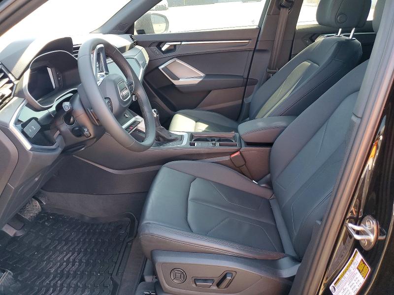 61185666 :رقم المزاد ، WA1DECF32S1110156 vin ، 2025 Audi Q3 مزاد بيع