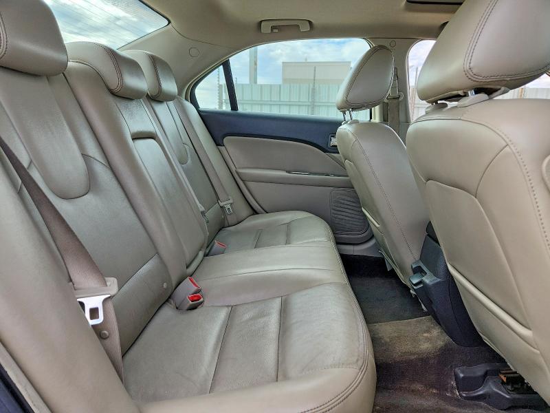 2010 Ford Fusion მანქანა იყიდება აუქციონზე, vin: 3FADP0L37AR135731, აუქციონის ნომერი: 61792706