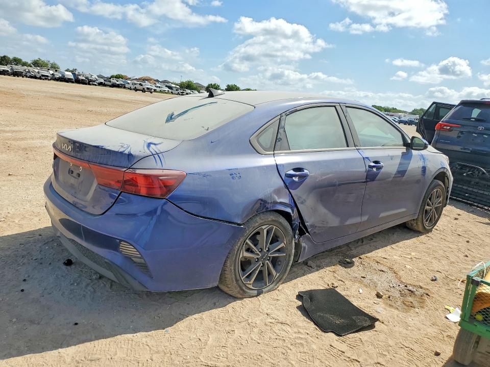59895616 :رقم المزاد ، 3KPF24AD3PE568841 vin ، 2023 Kia Forte مزاد بيع