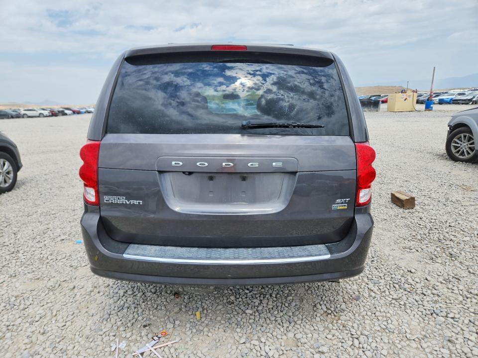 60692046 :رقم المزاد ، 2C4RDGCG6JR224507 vin ، 2018 Dodge Grand Caravan مزاد بيع