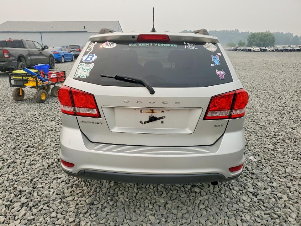 61382476 :رقم المزاد ، 3C4PDCBBXDT700765 vin ، 2013 Dodge Journey مزاد بيع