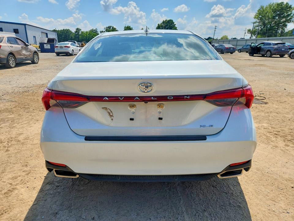 2022 Toyota Avalon მანქანა იყიდება აუქციონზე, vin: 4T1AZ1FB5NU081887, აუქციონის ნომერი: 59978296