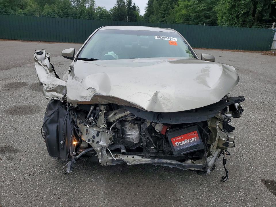 60202466 :رقم المزاد ، 4T4BF1FK8GR517377 vin ، 2016 Toyota Camry مزاد بيع