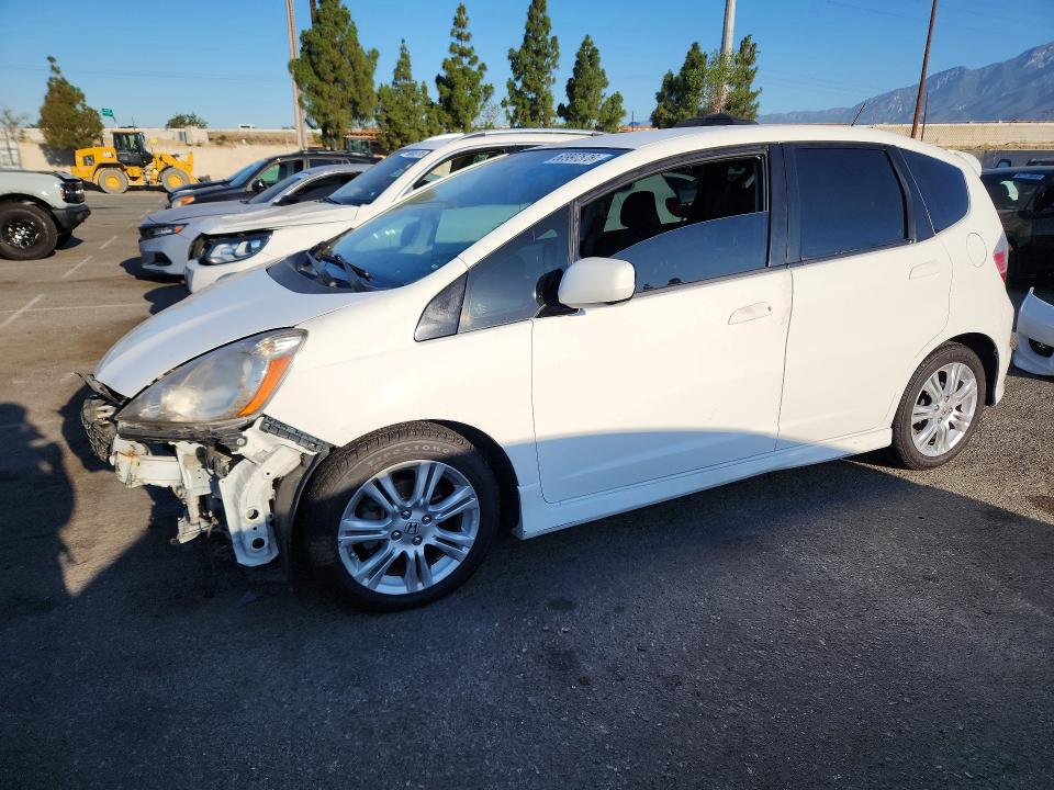 2010 Honda Fit მანქანა იყიდება აუქციონზე, vin: JHMGE8H41AC016745, აუქციონის ნომერი: 60997576