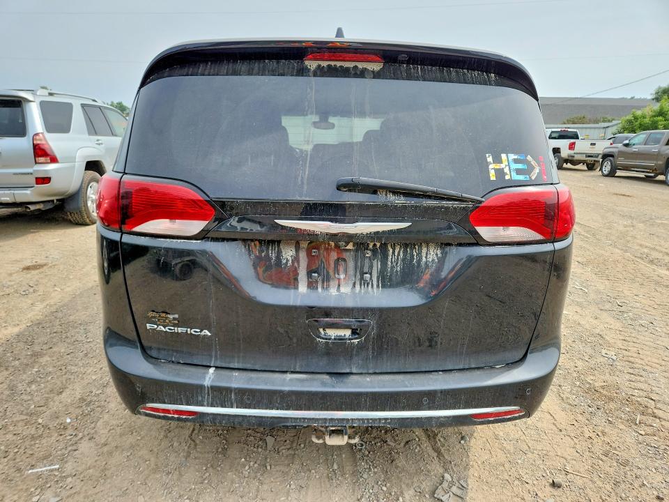 63190576 :رقم المزاد ، 2C4RC1EG9HR578335 vin ، 2017 Chrysler Pacifica مزاد بيع