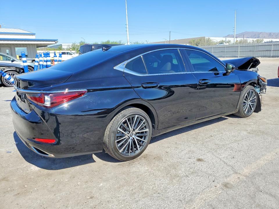 60073016 :رقم المزاد ، 58ADZ1B11SU187929 vin ، 2025 Lexus Es 350 مزاد بيع