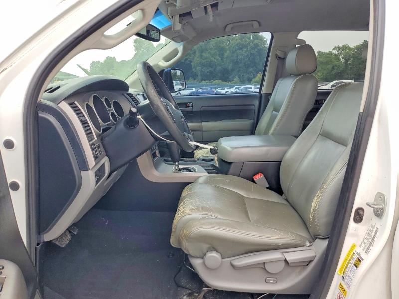 62207766 :رقم المزاد ، 5TFEY5F14CX130208 vin ، 2012 Toyota Tundra مزاد بيع