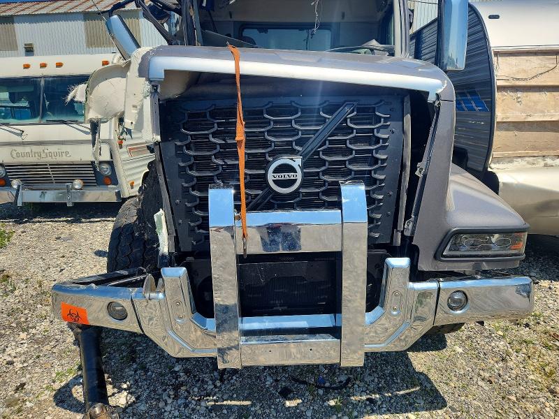 Aukcja sprzedaży 2025 Volvo Vhd, vin: 4V5KJ9EH5SN685353, numer aukcji: 59309936