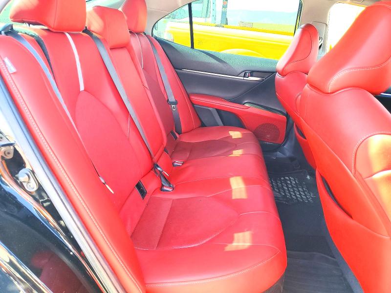 Auction sale of the 2021 Toyota Camry, vin: 4T1K31AK5MU558751, lot number: 59389766