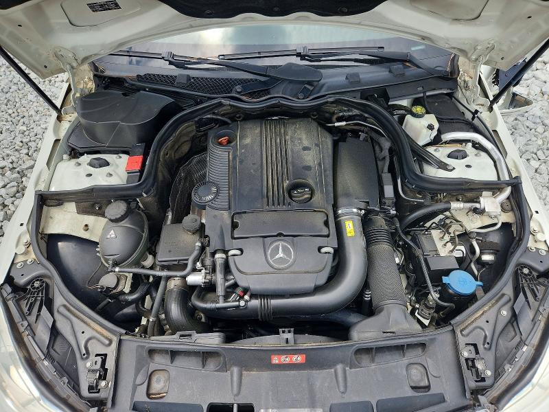 60306526 :رقم المزاد ، WDDGF4HB5CR237910 vin ، 2012 Mercedes-benz C مزاد بيع