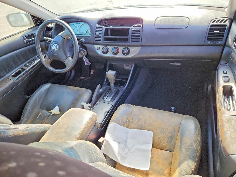 62707186 :رقم المزاد ، JTDBF30KX20026098 vin ، 2002 Toyota Camry مزاد بيع