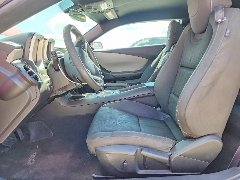 62986486 :رقم المزاد ، 2G1FB1E37F9126425 vin ، 2015 Chevrolet Camaro مزاد بيع