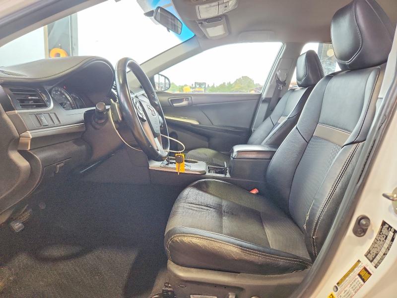 60937706 :رقم المزاد ، 4T1BF1FKXEU727616 vin ، 2014 Toyota Camry مزاد بيع