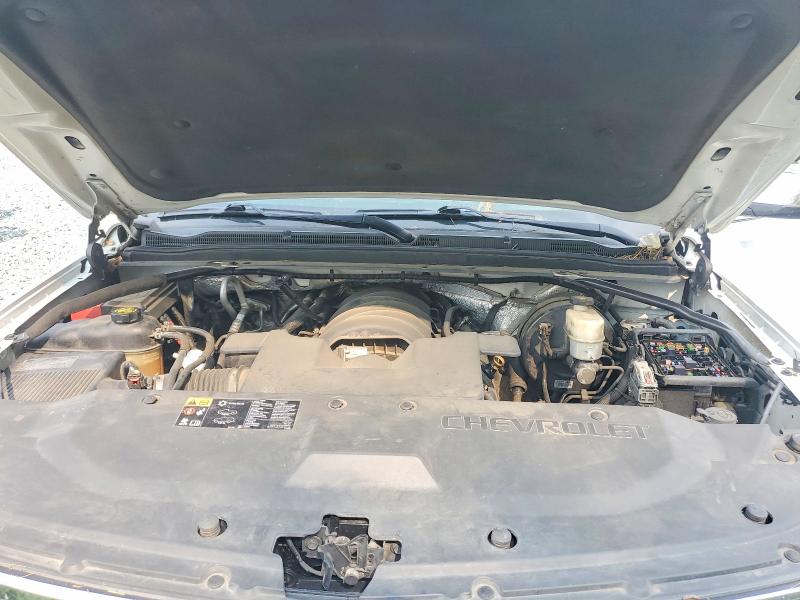Продажа на аукционе авто 2015 Chevrolet Suburban, vin: 1GNSCJKC1FR270640, номер лота: 62838186