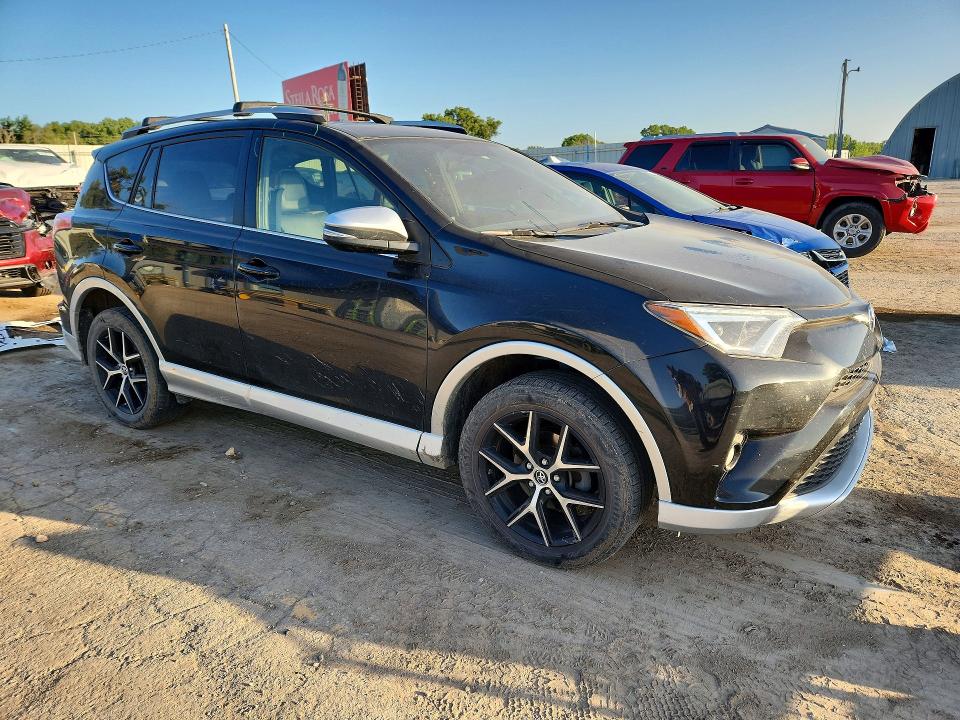 Продажа на аукционе авто 2016 Toyota Rav4, vin: JTMJFREV1GD183679, номер лота: 61385426