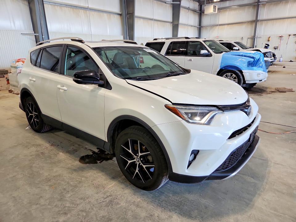 Продажа на аукционе авто 2016 Toyota Rav4, vin: 2T3JFREV4GW423438, номер лота: 58722466