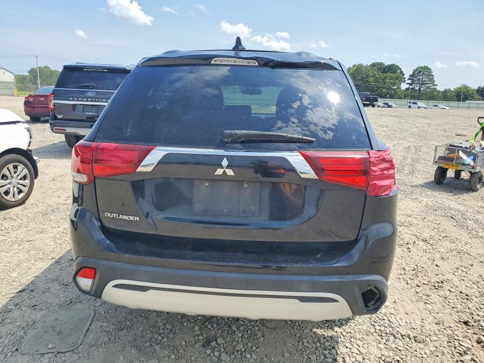 Продаж на аукціоні авто 2020 Mitsubishi Outlander, vin: JA4AD2A3XLJ001761, номер лоту: 63728226