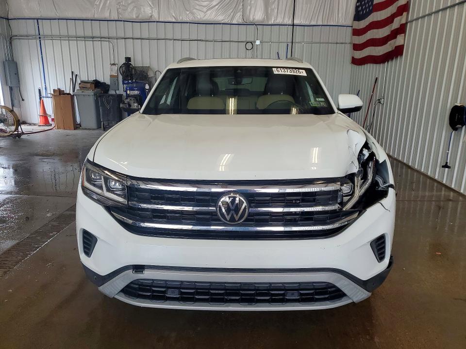 2021 Volkswagen Atlas Cross Sport მანქანა იყიდება აუქციონზე, vin: 1V2BC2CA9MC225455, აუქციონის ნომერი: 61373926