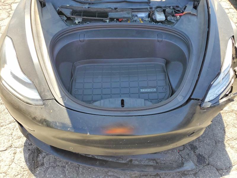 62893216 :رقم المزاد ، 5YJ3E1EB6JF055120 vin ، 2018 Tesla Model 3 مزاد بيع
