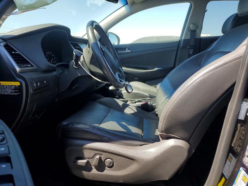 59816106 :رقم المزاد ، KM8J33A44HU493776 vin ، 2017 Hyundai Tucson مزاد بيع