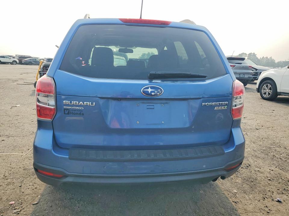 60918756 :رقم المزاد ، JF2SJADC0FH805573 vin ، 2015 Subaru Forester مزاد بيع