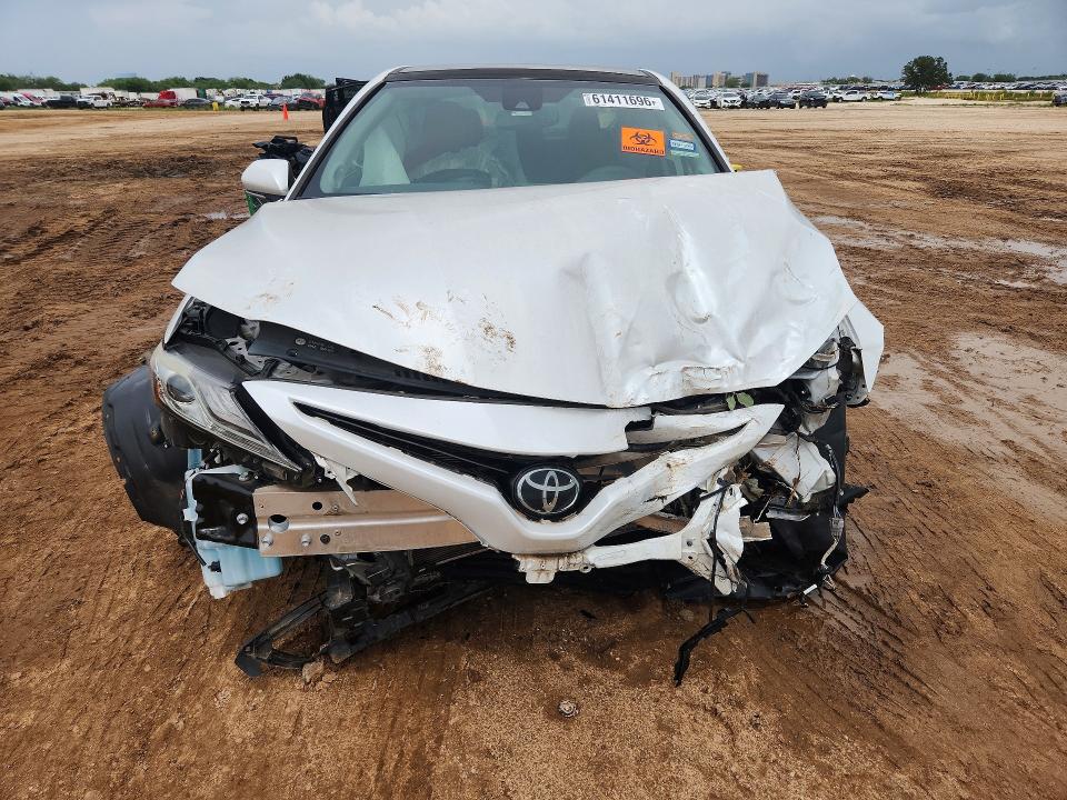 61411696 :رقم المزاد ، 4T1BZ1HK6KU507163 vin ، 2019 Toyota Camry مزاد بيع