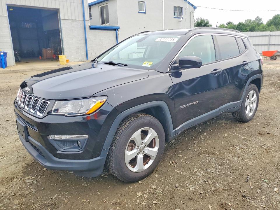 60411766 :رقم المزاد ، 3C4NJDBB8KT740605 vin ، 2019 Jeep Compass مزاد بيع
