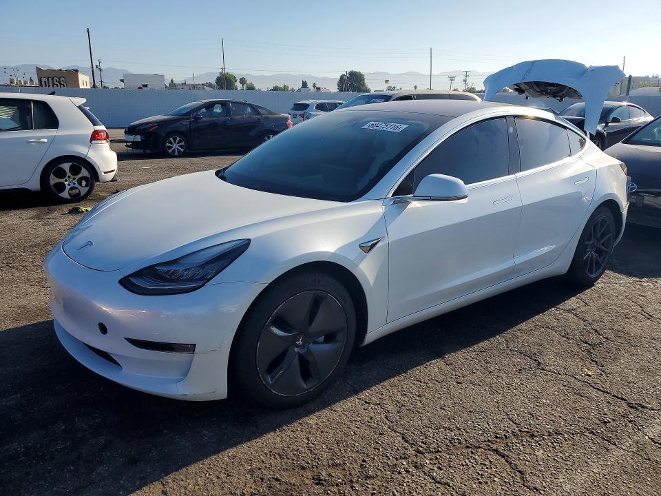 Продажа на аукционе авто 2018 Tesla Model 3, vin: 5YJ3E1EB7JF100047, номер лота: 60475116