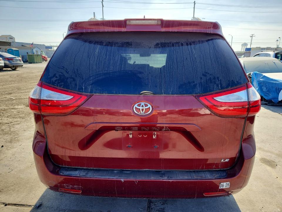 Auction sale of the 2019 Toyota Sienna, vin: 5TDKZ3DC4KS995788, lot number: 62788286