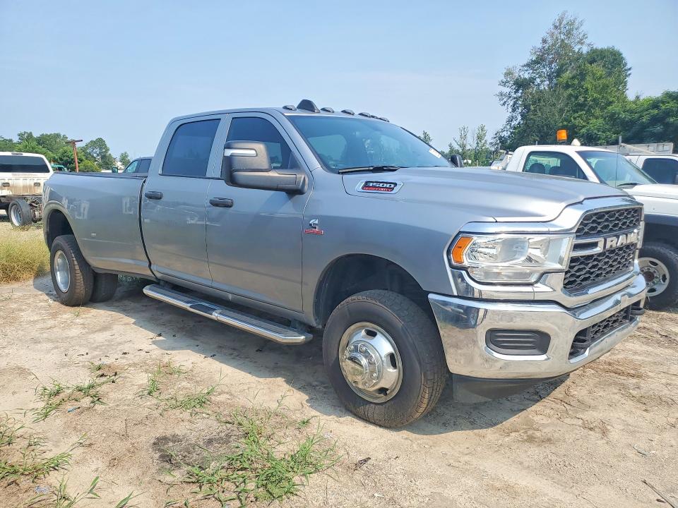 59613546 :رقم المزاد ، 3C63RRGL9RG215075 vin ، 2024 Ram 3500 مزاد بيع