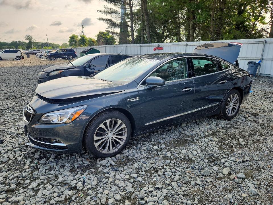 2018 Buick Lacrosse მანქანა იყიდება აუქციონზე, vin: 1G4ZP5SS0JU141011, აუქციონის ნომერი: 61572226
