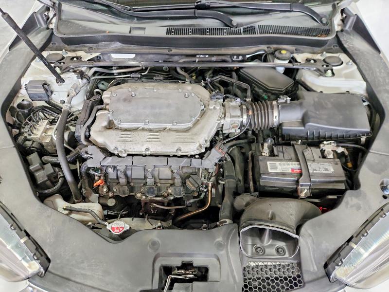 60953016 :رقم المزاد ، 19UUB2F5XJA012759 vin ، 2018 Acura Tlx مزاد بيع