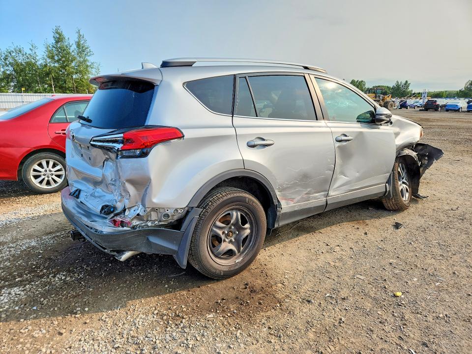 Продажа на аукционе авто 2016 Toyota Rav4, vin: 2T3BFREV0GW444047, номер лота: 61992876