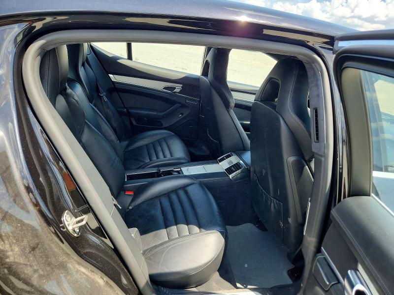 61731636 :رقم المزاد ، WP0AC2A77AL090105 vin ، 2010 Porsche Panamera مزاد بيع