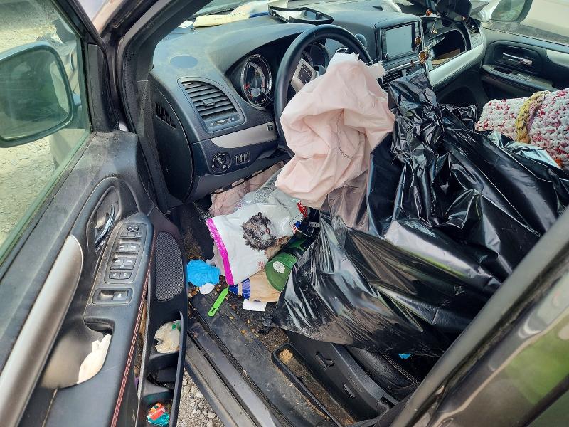 62742386 :رقم المزاد ، 2C4RDGEG8KR556513 vin ، 2019 Dodge Grand Caravan مزاد بيع