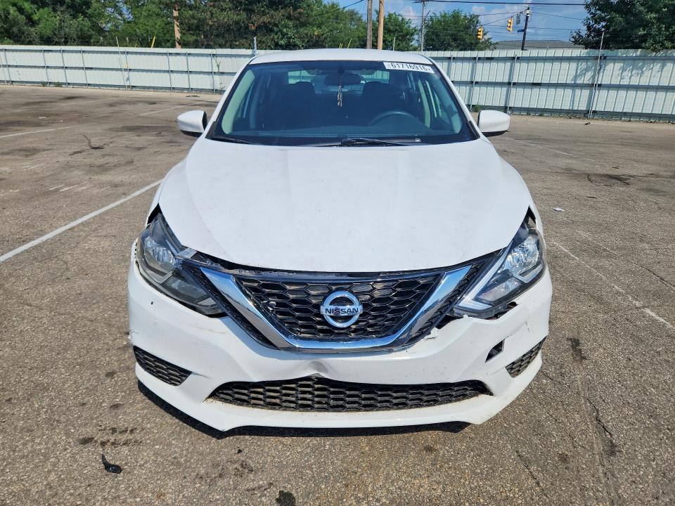 61716916 :رقم المزاد ، 3N1AB7AP5HY373350 vin ، 2017 Nissan Sentra مزاد بيع
