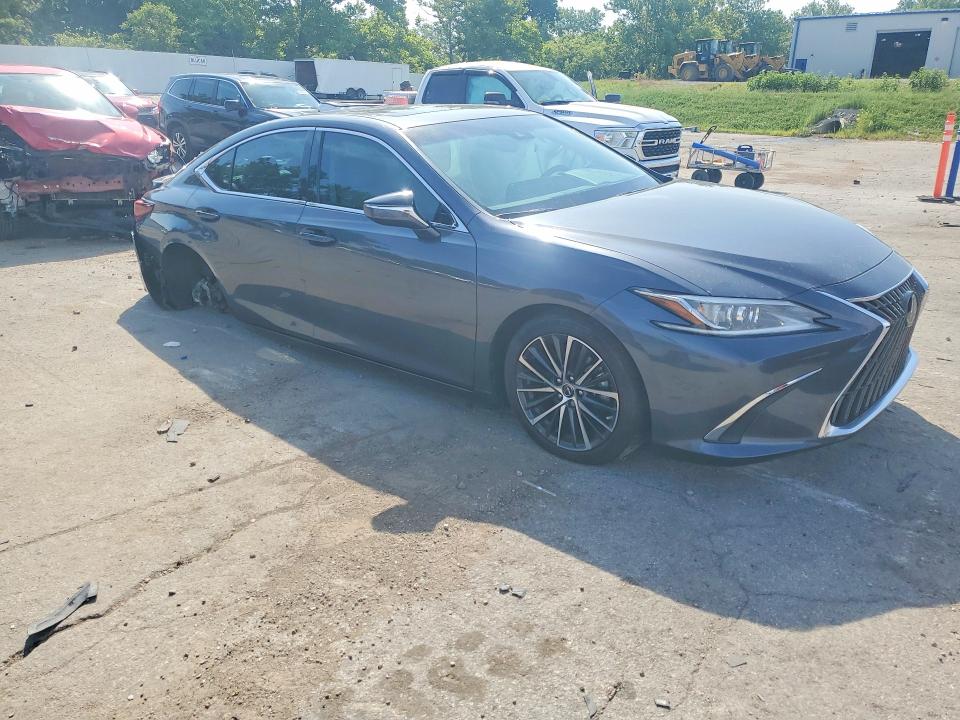 60647976 :رقم المزاد ، 58ADA1C17RU049294 vin ، 2024 Lexus Es 300h مزاد بيع