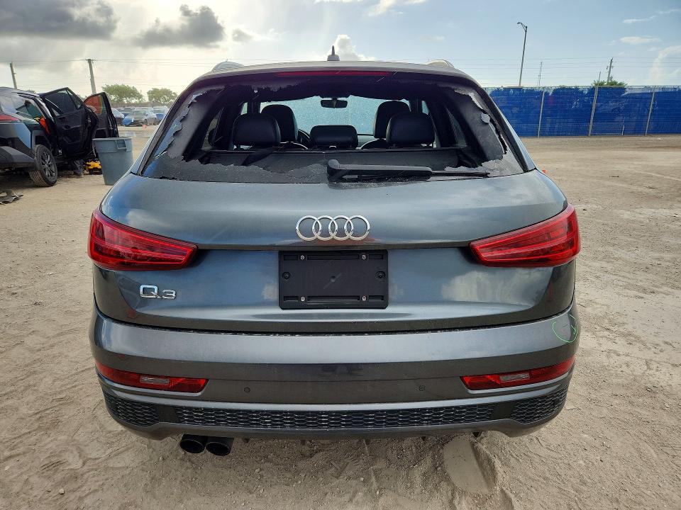 2018 Audi Q3 მანქანა იყიდება აუქციონზე, vin: WA1BCCFS0JR030987, აუქციონის ნომერი: 61039126
