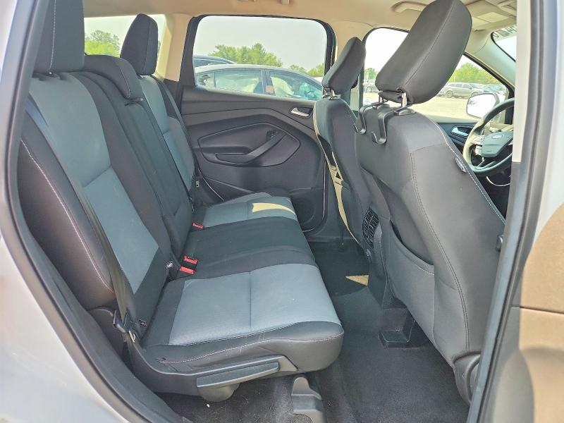 62754276 :رقم المزاد ، 1FMCU9GD2JUA77666 vin ، 2018 Ford Escape مزاد بيع