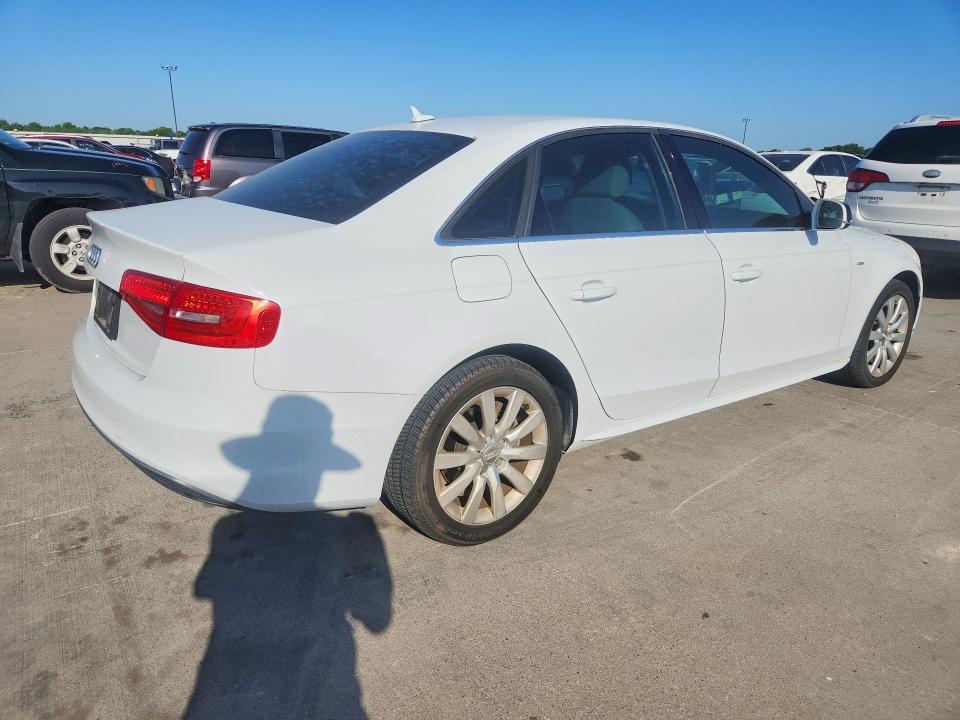60127706 :رقم المزاد ، WAUAFAFL0FN007761 vin ، 2015 Audi A4 مزاد بيع
