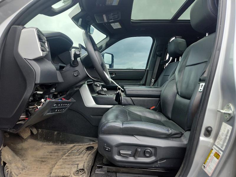 Продажа на аукционе авто 2022 Toyota Tundra, vin: 5TFNA5DB0NX030416, номер лота: 62217776