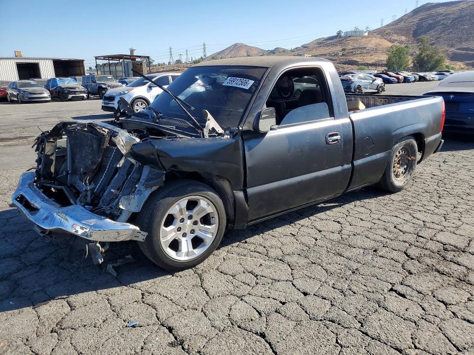 59912506 :رقم المزاد ، 1GTEC14T3YZ243977 vin ، 2000 Gmc New Sierra مزاد بيع