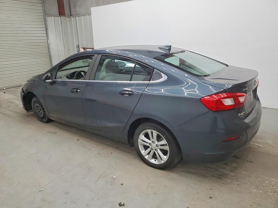 2017 Chevrolet Cruze მანქანა იყიდება აუქციონზე, vin: 1G1BE5SM1H7207354, აუქციონის ნომერი: 58619706