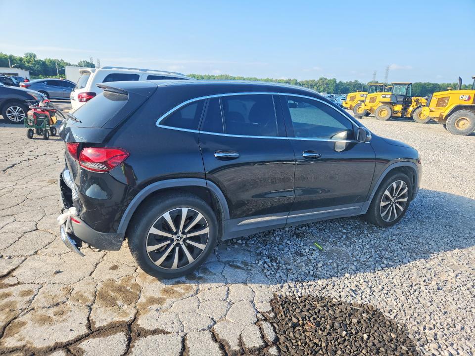 60647356 :رقم المزاد ، W1N4N4HB4NJ343307 vin ، 2022 Mercedes-benz Gla مزاد بيع